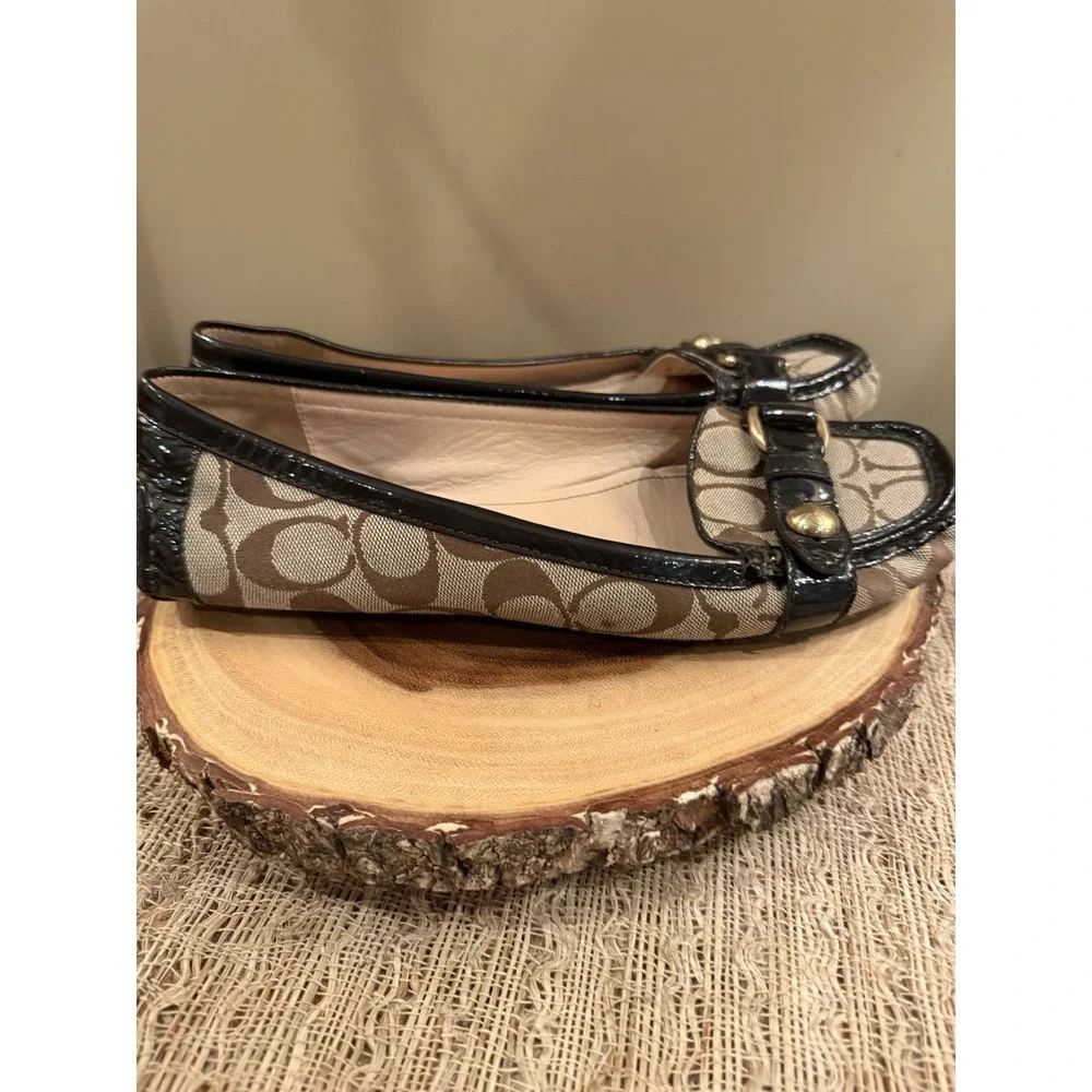 Coach Hellen Women's Brown Signature Canvas Logo Gold Driving Loafers size 10B